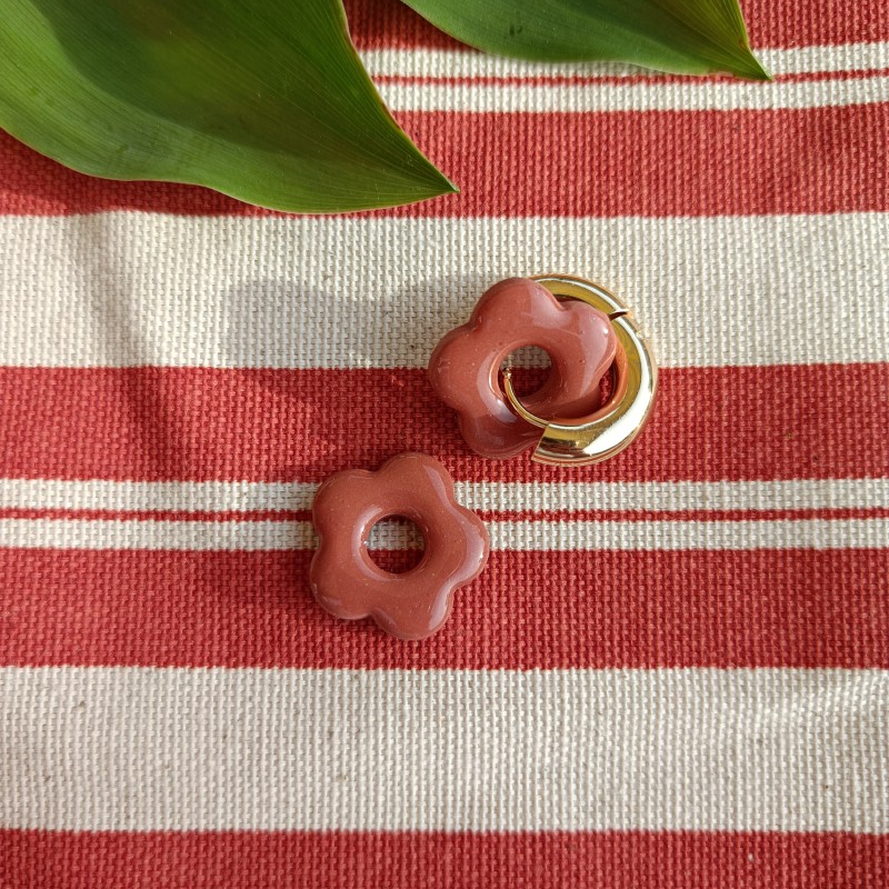 Fleurs terracotta